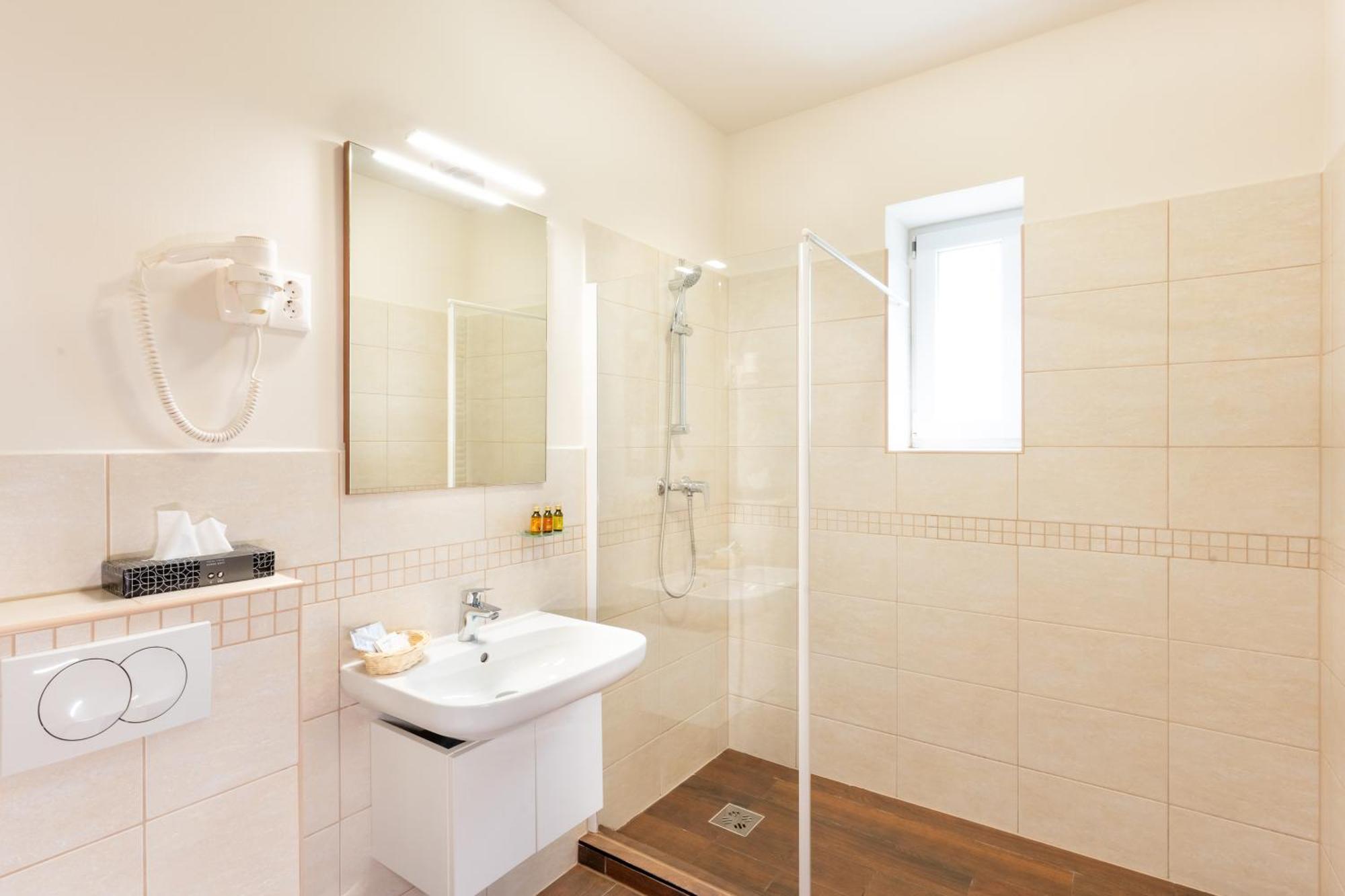 B&B Lajta Park Mosonmagyaróvár 외부 사진