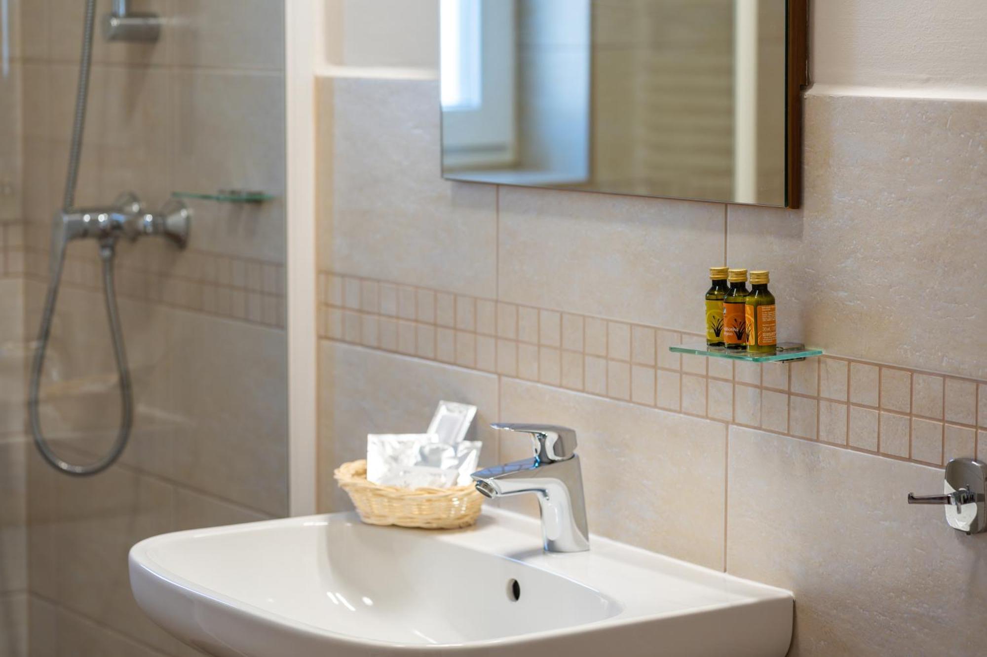 B&B Lajta Park Mosonmagyaróvár 외부 사진
