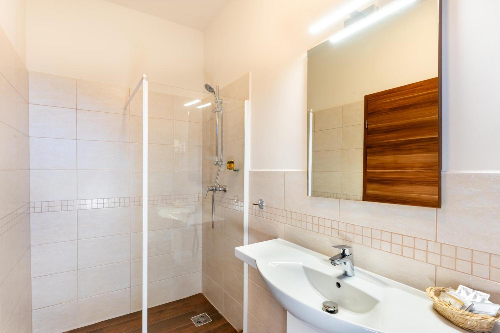 B&B Lajta Park Mosonmagyaróvár 외부 사진